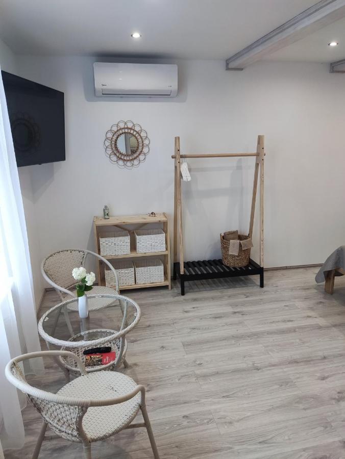 Portstreet Apartamenti Liepaja Luaran gambar